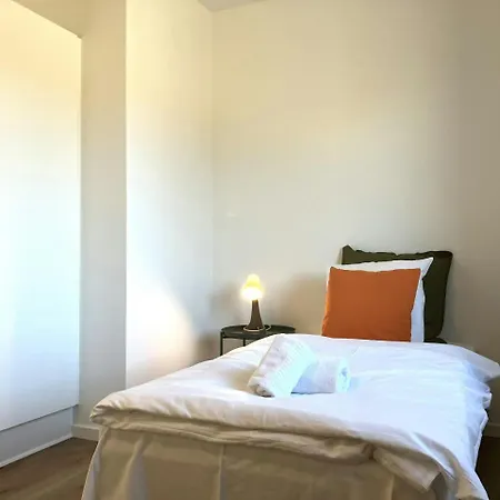 Daire Spacious For 3 Odense